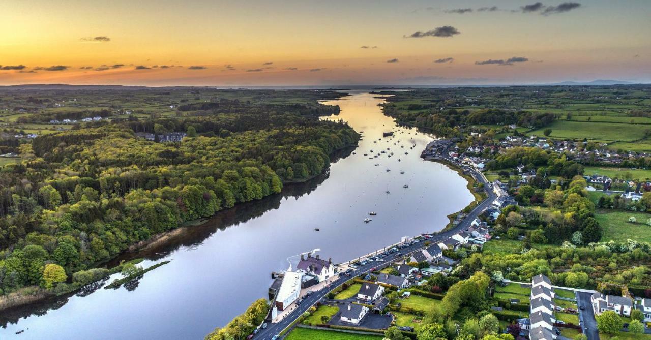 Ice House Hotel Ballina  Bagian luar foto